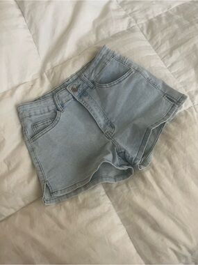 SHEIN High-Waisted Denim Shorts - Size Small